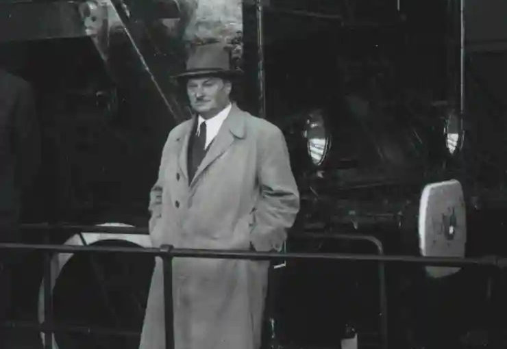 L'ingénieur SNCF en 1933